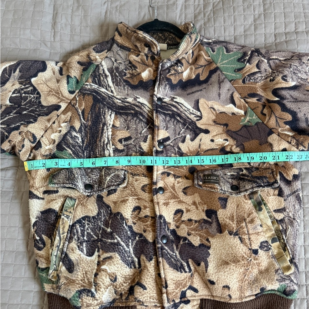 Realtree Advantage Camo Fleece Bomber Jacket - Picture 5 of 5